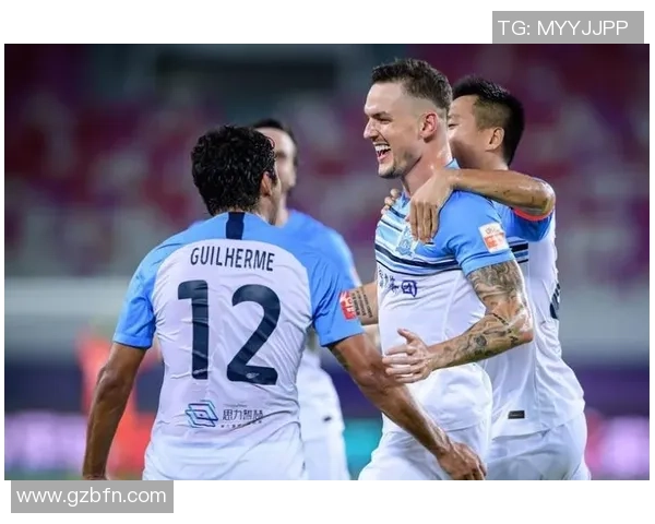 北京足球队在大师赛中的默契配合与战术分析全面解读 北京足球队在大师赛中的默契配合与战术分析全面解读