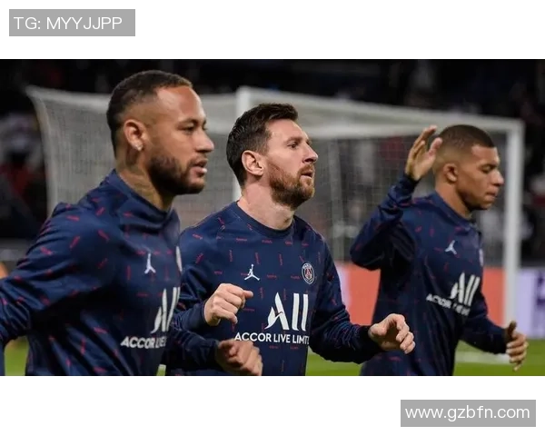 巴西足球明星排名及其精彩瞬间展示图片合集