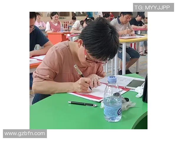 专访杨娜揭秘英雄联盟成功背后的策略与故事 专访杨娜揭秘英雄联盟成功背后的策略与故事